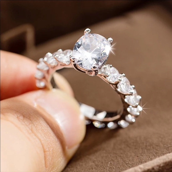 Ring - Picture 5 of 5